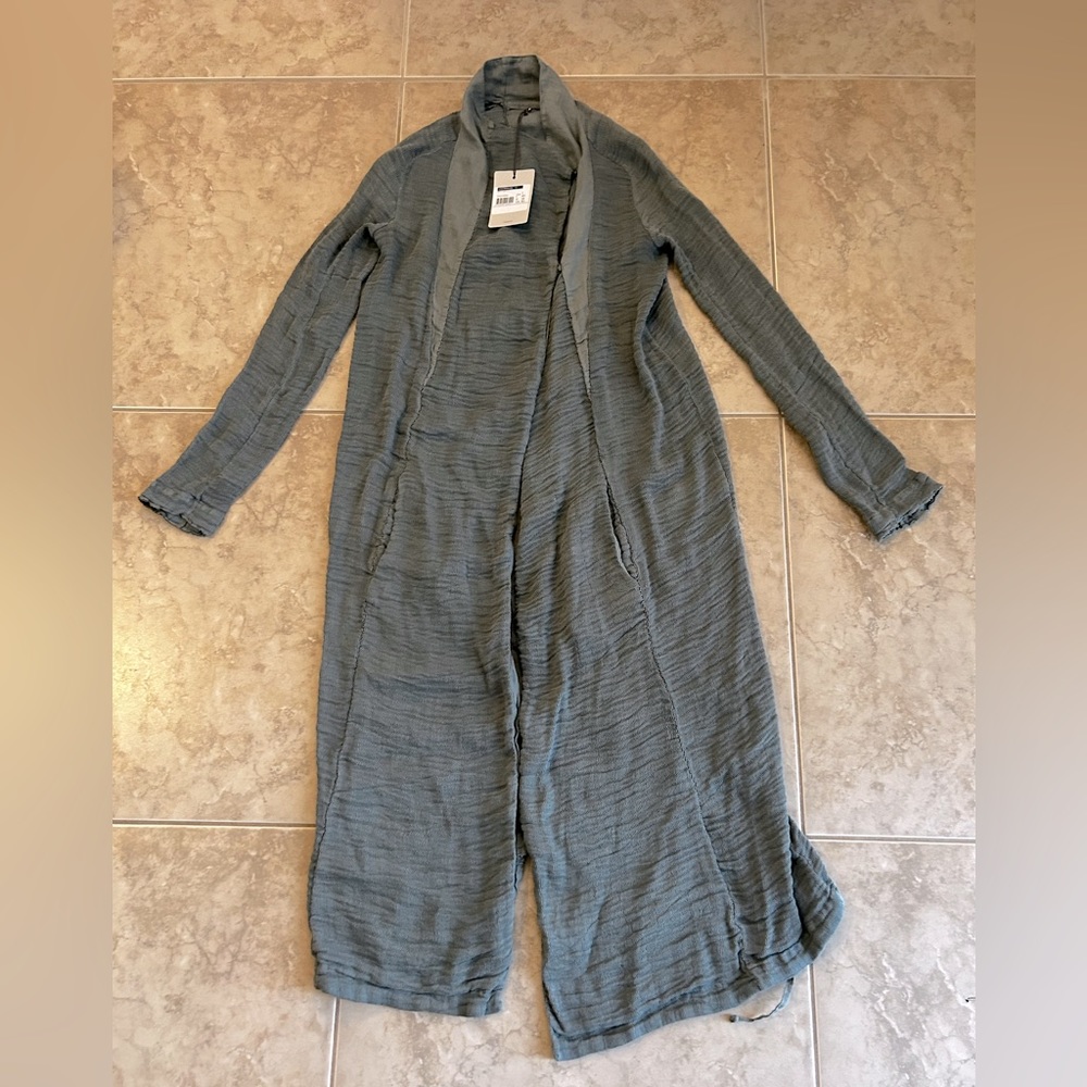 Elegant Gray Women's Cardigan